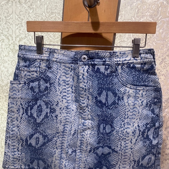 Ladies Vintage Parasuco Snakeskin print Skirt Sz 8 (29) - Picture 1 of 8